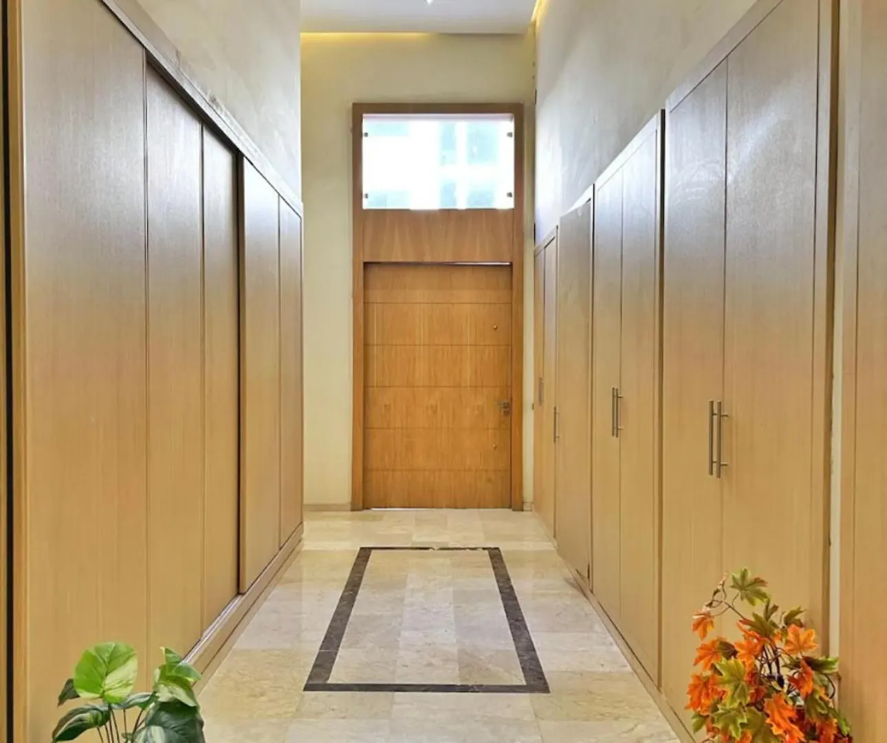 Daire Appartement Centre Ville Gueliz Avec Balcon Vue Piscine Marakeş Fas